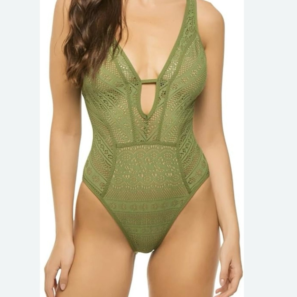 BECCA Sz Large Color Play Swimsuit with Intricate Embroidered Design • NWT!